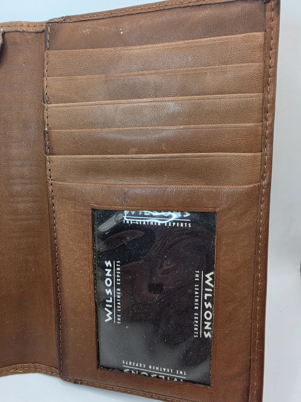 Wilson's Leather Brown Travel Wallet Classic Bifold Organizer Agenda Medium